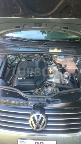 Volkswagen Passat 2004, 177,000 km - 1.8 l - Mingəçevir