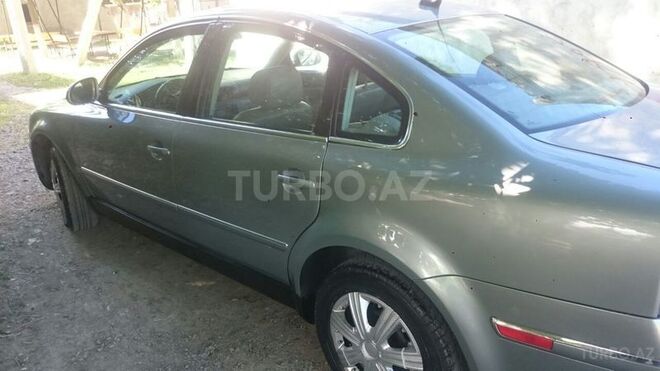 Volkswagen Passat 2004, 177,000 km - 1.8 l - Mingəçevir