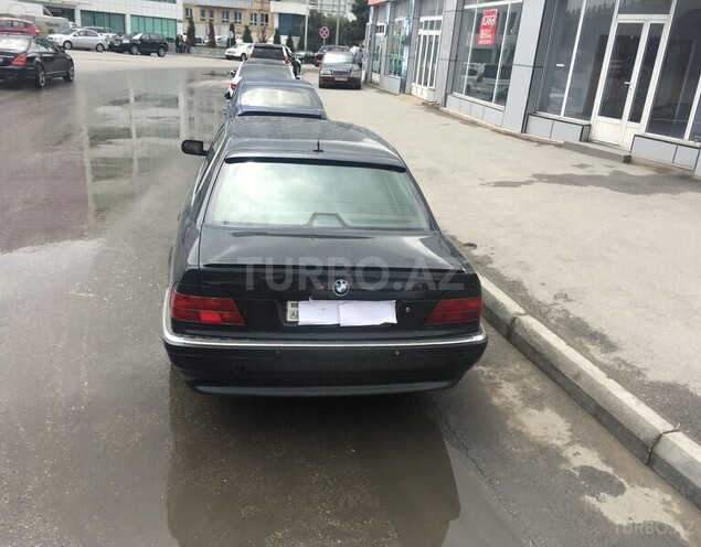 BMW 735 2001, 200,000 km - 3.5 l - Bakı