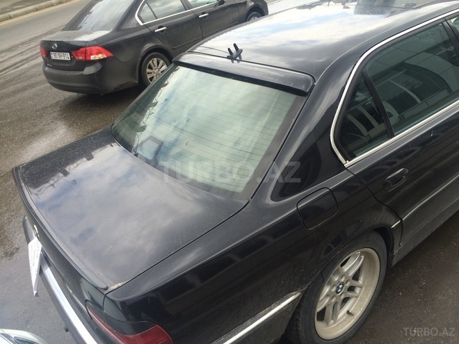 BMW 735 2001, 200,000 km - 3.5 l - Bakı