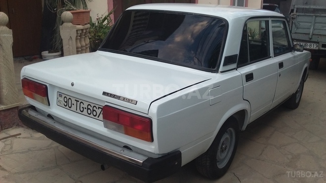 LADA (VAZ) 2107 1988, 200,000 km - 1.6 л - Bakı