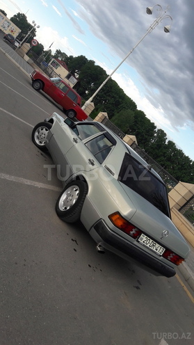 Mercedes 190 1989, 130,000 km - 2.0 л - Bərdə