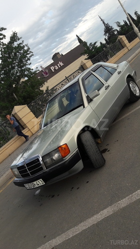 Mercedes 190 1989, 130,000 km - 2.0 л - Bərdə