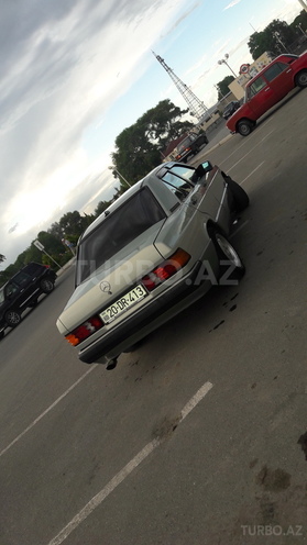 Mercedes 190 1989, 130,000 km - 2.0 л - Bərdə