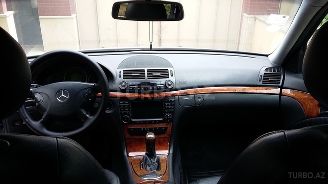 Mercedes E 240 2005, 185,000 km - 2.6 l - Bakı