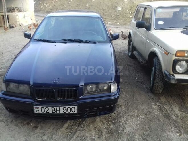 BMW 325 1995, 336,000 km - 2.5 l - Quba
