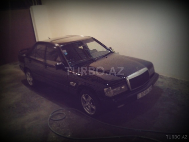 Mercedes 190 1992, 23,000 km - 0.2 l - Mingəçevir