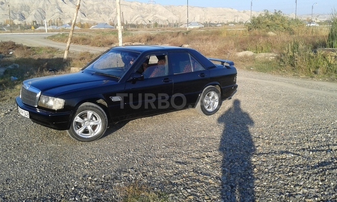 Mercedes 190 1992, 23,000 km - 0.2 l - Mingəçevir