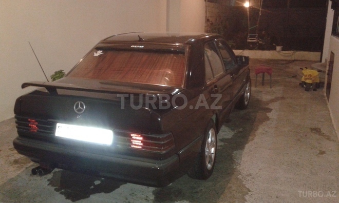 Mercedes 190 1992, 23,000 km - 0.2 l - Mingəçevir