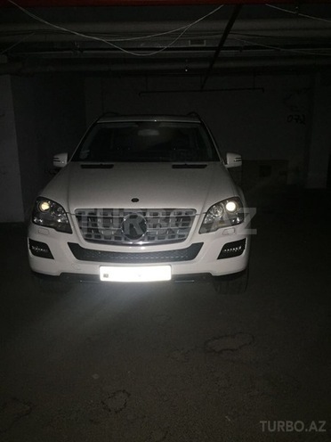 Mercedes ML 350 2010, 122,000 km - 3.5 l - Bakı