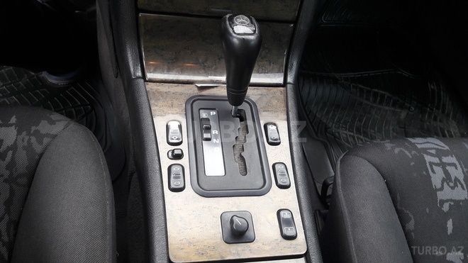 Mercedes E 320 1996, 230,000 km - 0.3 l - Ağsu