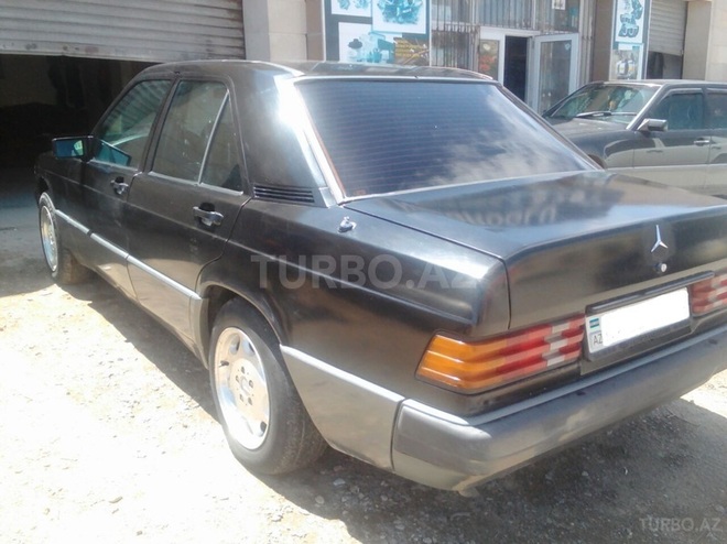 Mercedes 190 1992, 318,000 km - 2.0 л - Xırdalan