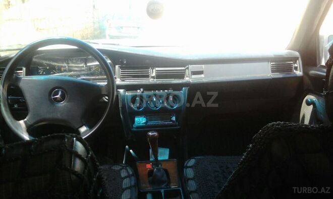 Mercedes 190 1992, 318,000 km - 2.0 л - Xırdalan