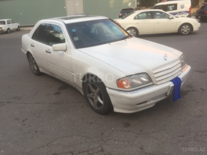 Mercedes C 230 1999, 266,400 km - 2.3 л - Bakı