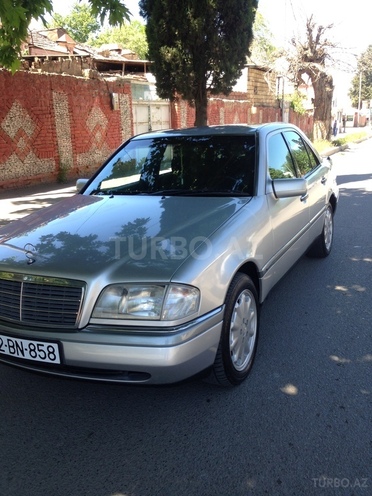 Mercedes C 220 1996, 230,000 km - 2.2 л - Gəncə