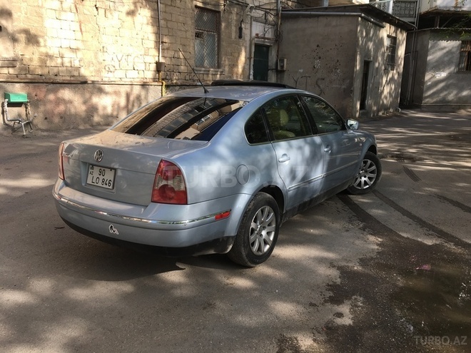 Volkswagen Passat 2002, 170,000 km - 1.8 l - Sumqayıt