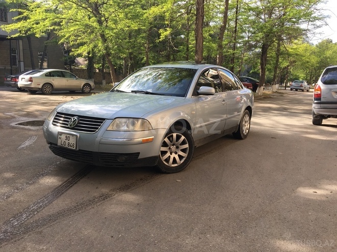Volkswagen Passat 2002, 170,000 km - 1.8 l - Sumqayıt