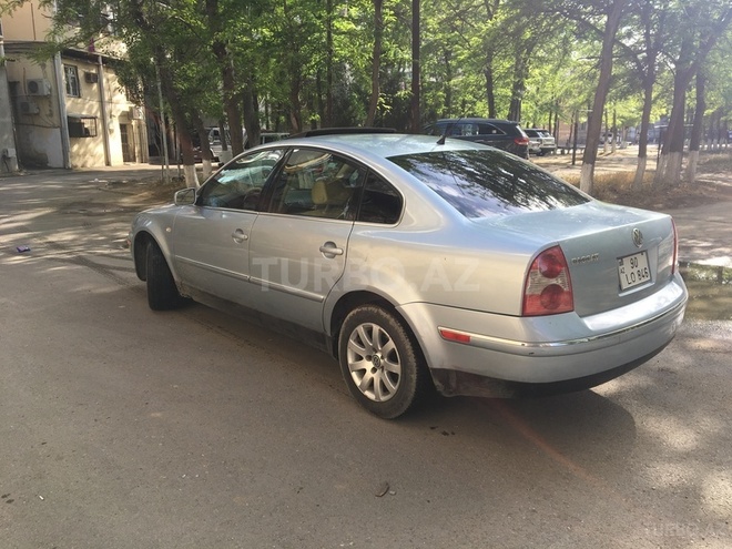 Volkswagen Passat 2002, 170,000 km - 1.8 l - Sumqayıt
