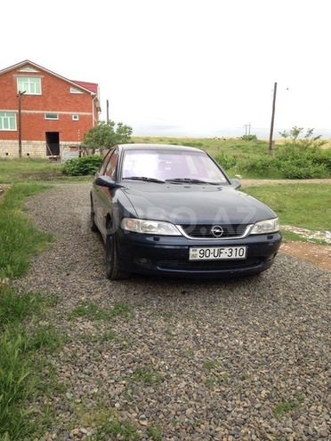 Opel Vectra 2001, 225,000 km - 1.8 l - Masallı
