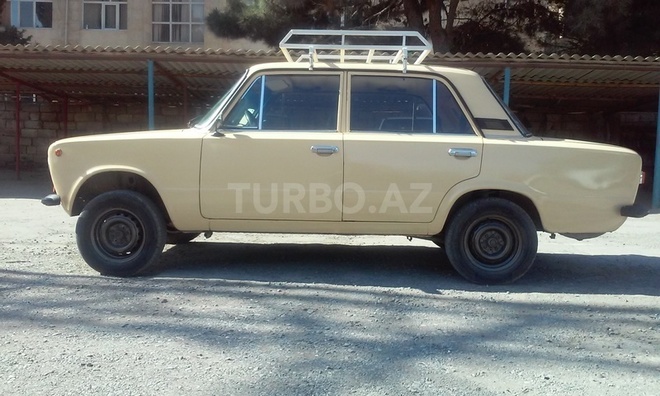 LADA (VAZ) 21011 1984, 220,000 km - 1.3 l - Bakı