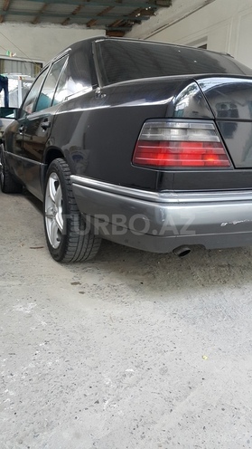 Mercedes E 230 1989, 370,478 km - 2.3 l - Sumqayıt