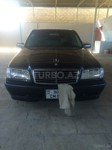 Mercedes C 200 1999, 122,285 km - 2.0 l - Bakı