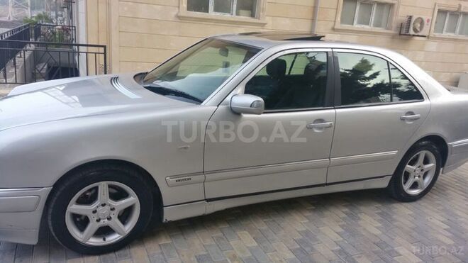 Mercedes E 280 1996, 321,000 km - 2.8 л - Bakı