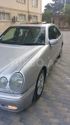 Mercedes E 280 1996, 321,000 km - 2.8 л - Bakı