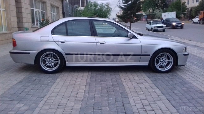 BMW 530 2001, 242,157 km - 3.0 l - Sumqayıt