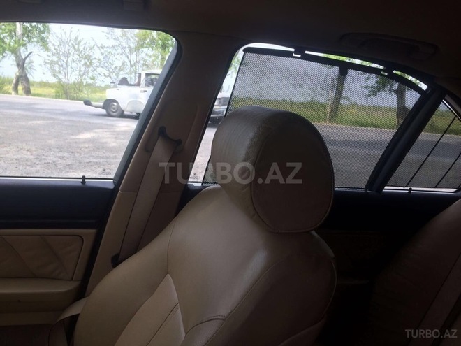 BMW 530 2001, 299,000 km - 3.0 л - Bakı
