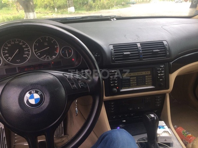 BMW 530 2001, 299,000 km - 3.0 л - Bakı