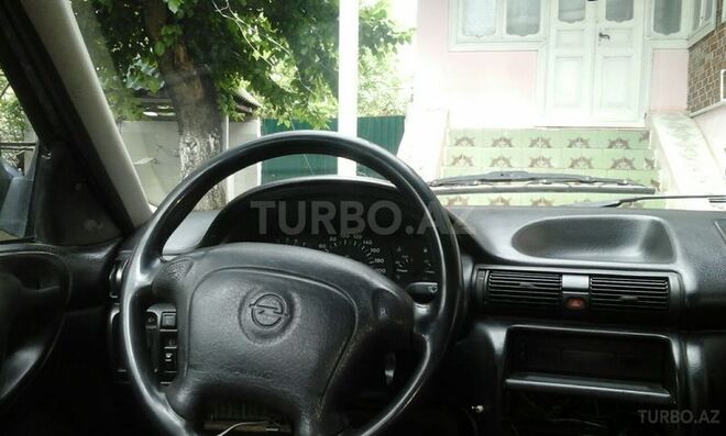Opel Astra 1995, 225,520 km - 1.6 l - Lənkəran