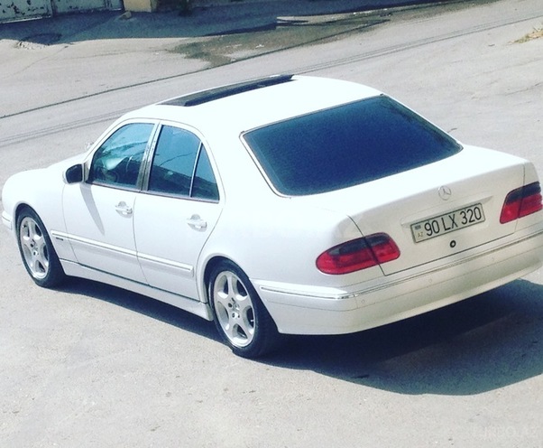 Mercedes E 320 2001, 200,000 km - 3.2 l - Bakı