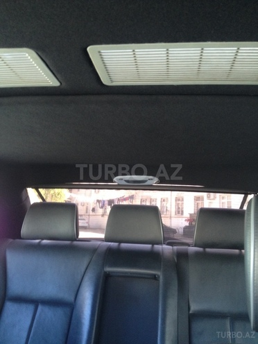 Mercedes E 320 2001, 200,000 km - 3.2 l - Bakı