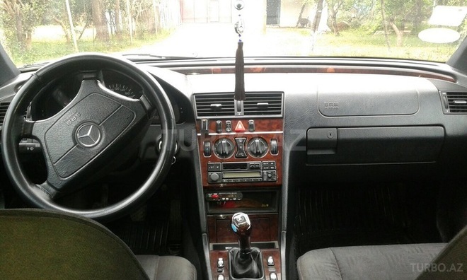Mercedes C 200 1998, 333,000 km - 0.2 l - Lənkəran