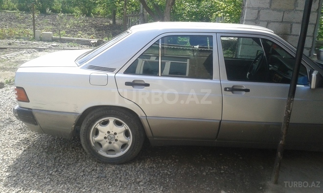 Mercedes 190 1991, 183,000 km - 2.0 l - Xaçmaz