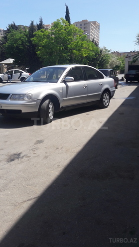Volkswagen Passat 2000, 225,000 km - 1.8 l - Bakı