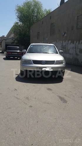 Volkswagen Passat 2000, 225,000 km - 1.8 l - Bakı