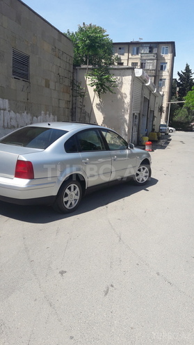 Volkswagen Passat 2000, 225,000 km - 1.8 l - Bakı