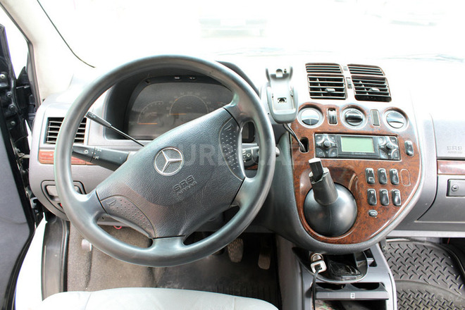 Mercedes  2000, 663,000 km - 2.2 l - Zaqatala