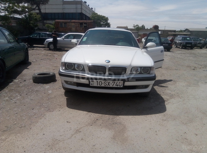 BMW 740 1998, 280,000 km - 4.4 l - Bakı