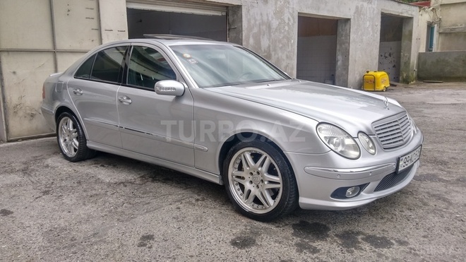 Mercedes E 320 2002, 183,000 km - 3.2 l - Bakı
