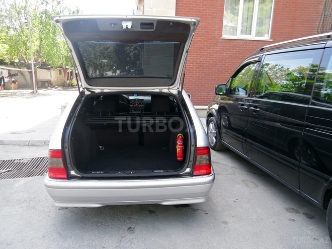 Mercedes C 240 1999, 300,000 km - 2.4 л - Bakı