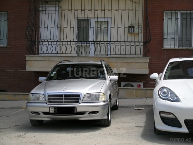 Mercedes C 240 1999, 300,000 km - 2.4 л - Bakı
