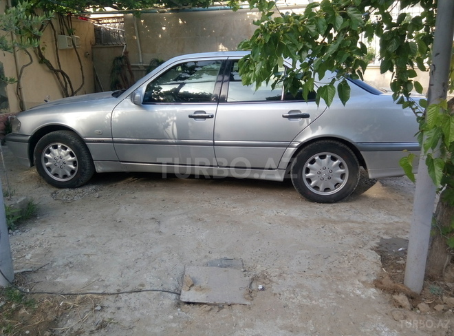 Mercedes C 200 1998, 226,000 km - 2.0 л - Bakı