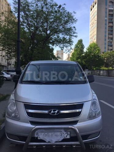 Hyundai H-1 2009, 260,000 km - 2.5 l - Bakı