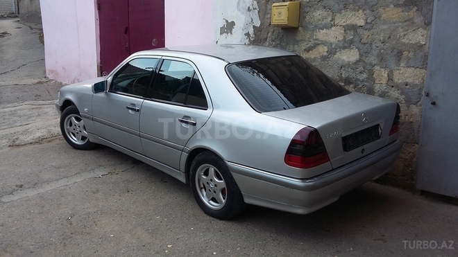 Mercedes C 240 1998, 329,000 km - 2.4 л - Bakı