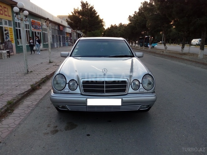 Mercedes E 240 1998, 189,000 km - 2.4 l - Xırdalan