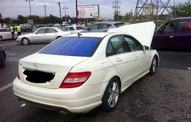 Mercedes C 300 2009, 125,000 km - 3.0 л - Bakı