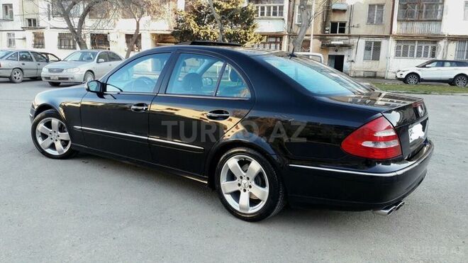 Mercedes E 240 2003, 225,000 km - 2.6 l - Bakı